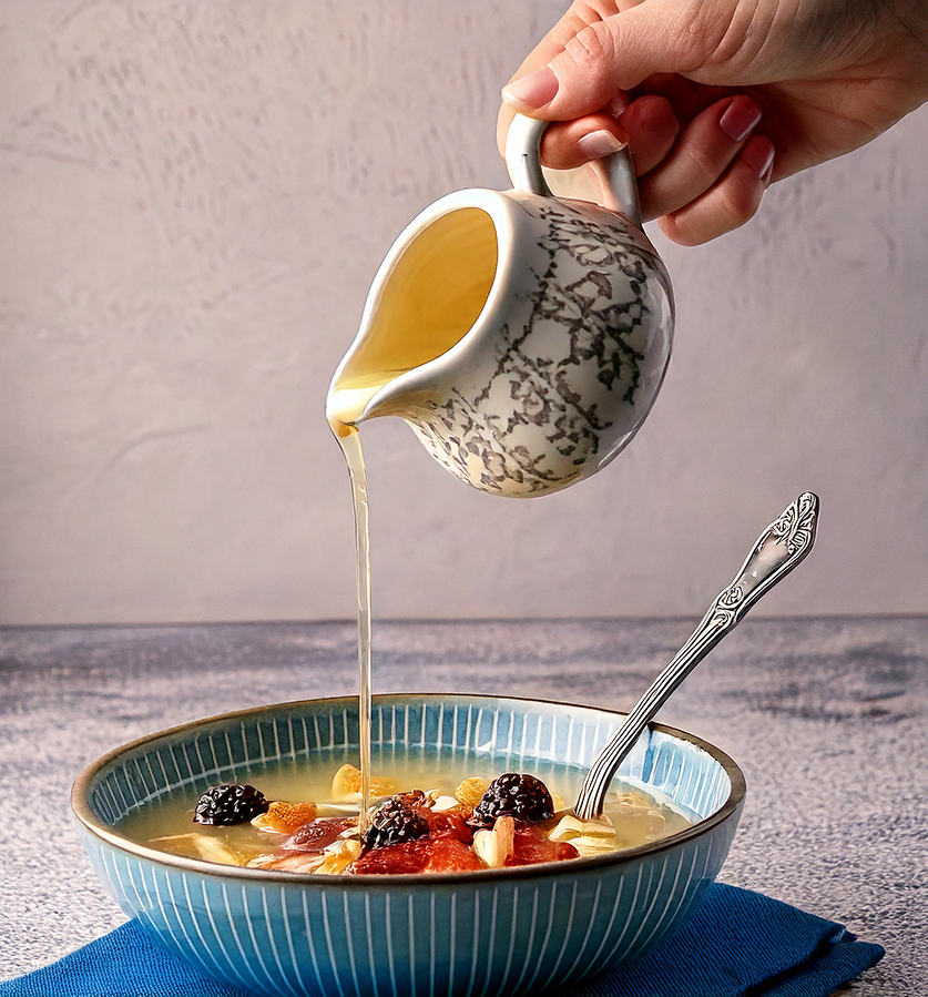 Clear Date Sweetener in bowl